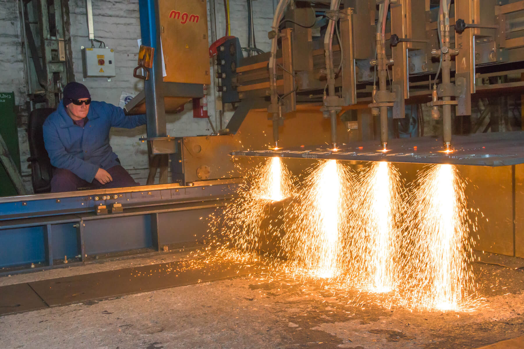 Omnicut 5600 - fuel cutting
